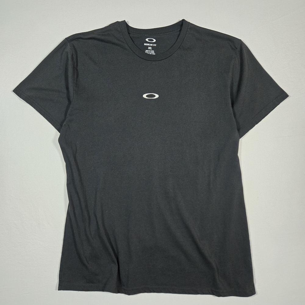 Oakley 2010 Retro Embroydered Center O Mens XL